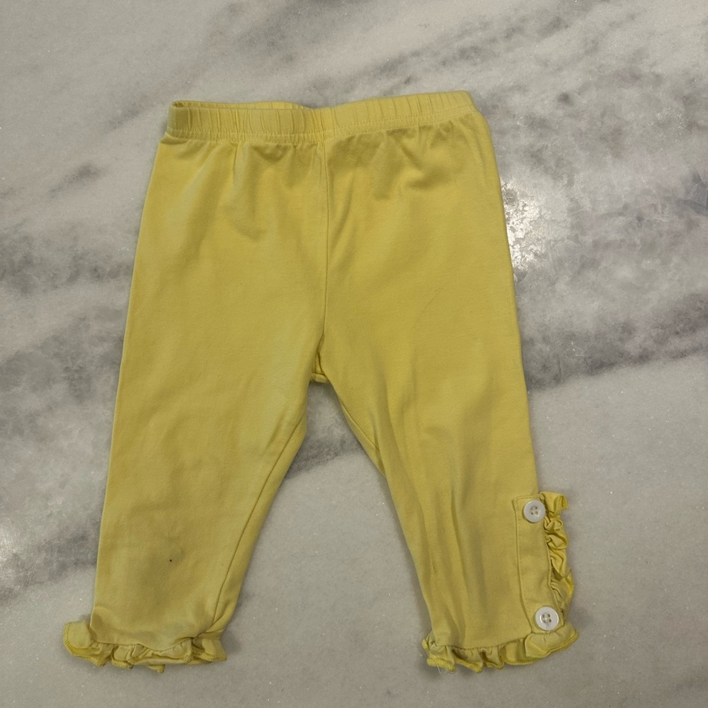 Girls Adorable Essentials Legging Capris • 2T • canary yellow
